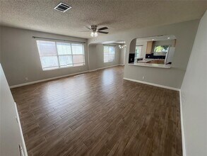 9617 Copper Creek Dr in Austin, TX - Building Photo - Building Photo