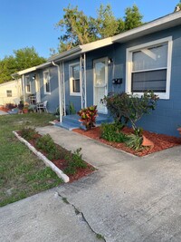 13 Sanford Ave in Debary, FL - Building Photo - Building Photo