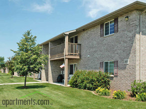 South Bridge Estates in De Pere, WI - Foto de edificio - Building Photo