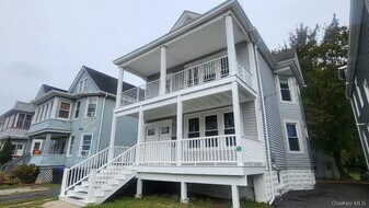 19 Hoffman Ave in Poughkeepsie, NY - Building Photo