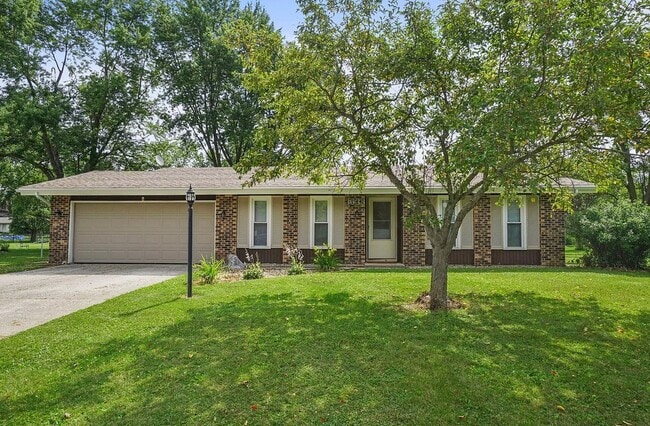 3633 Turf Ln