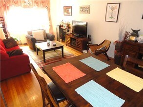 324 E 41st St-Unit -404-C in New York, NY - Building Photo - Building Photo