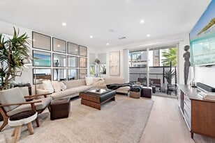 213 Placemark in Irvine, CA - Building Photo