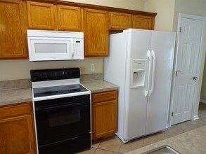 3389 Westfield Dr in Green Cove Springs, FL - Foto de edificio - Building Photo