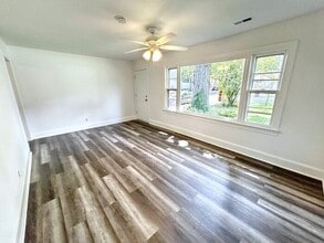 111 Early St in Fredericksburg, VA - Building Photo - Building Photo