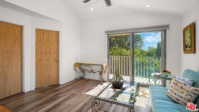 116 S Glenroy Ave in Los Angeles, CA - Building Photo - Building Photo