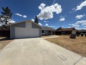 44466 Meadow Grove St in Hemet, CA - Building Photo - Building Photo