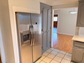 5151 Limerick Ave in San Diego, CA - Building Photo - Building Photo