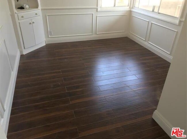 7620 S Western Ave in Los Angeles, CA - Building Photo - Building Photo