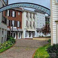 2092 Ayrsley Town Blvd in Charlotte, NC - Building Photo