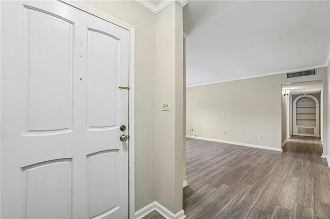 103 La Rue Pl NW in Atlanta, GA - Building Photo - Building Photo