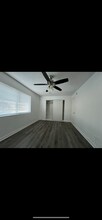 1348 W 92nd St, Unit 3 in Los Angeles, CA - Building Photo - Building Photo