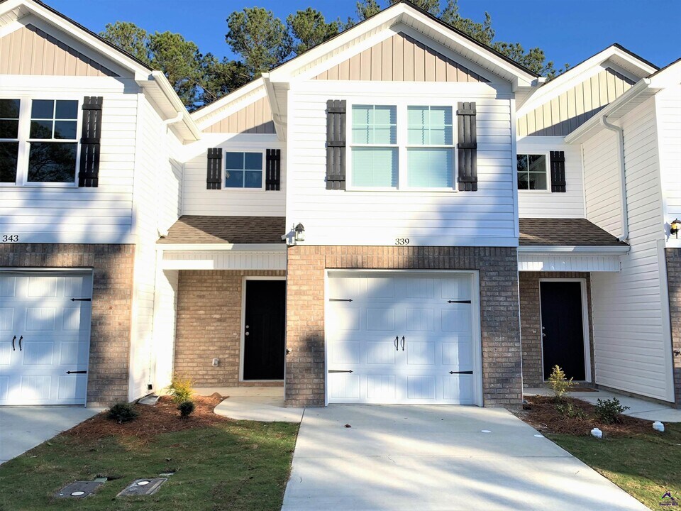 339 Pond View Rd in Macon, GA - Building Photo