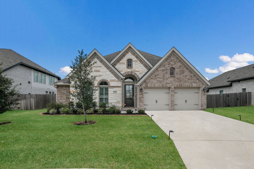 3124 Little Creek Path in Seguin, TX - Building Photo