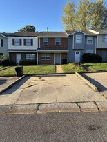 5528 St James St in Birmingham, AL - Building Photo