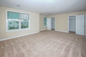 215 Springmont Dr in Wyomissing, PA - Building Photo - Building Photo