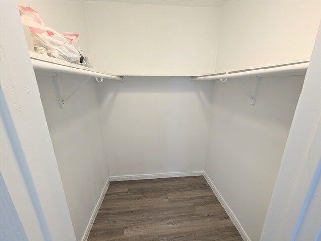 property at 2911 Huckleberry Ln