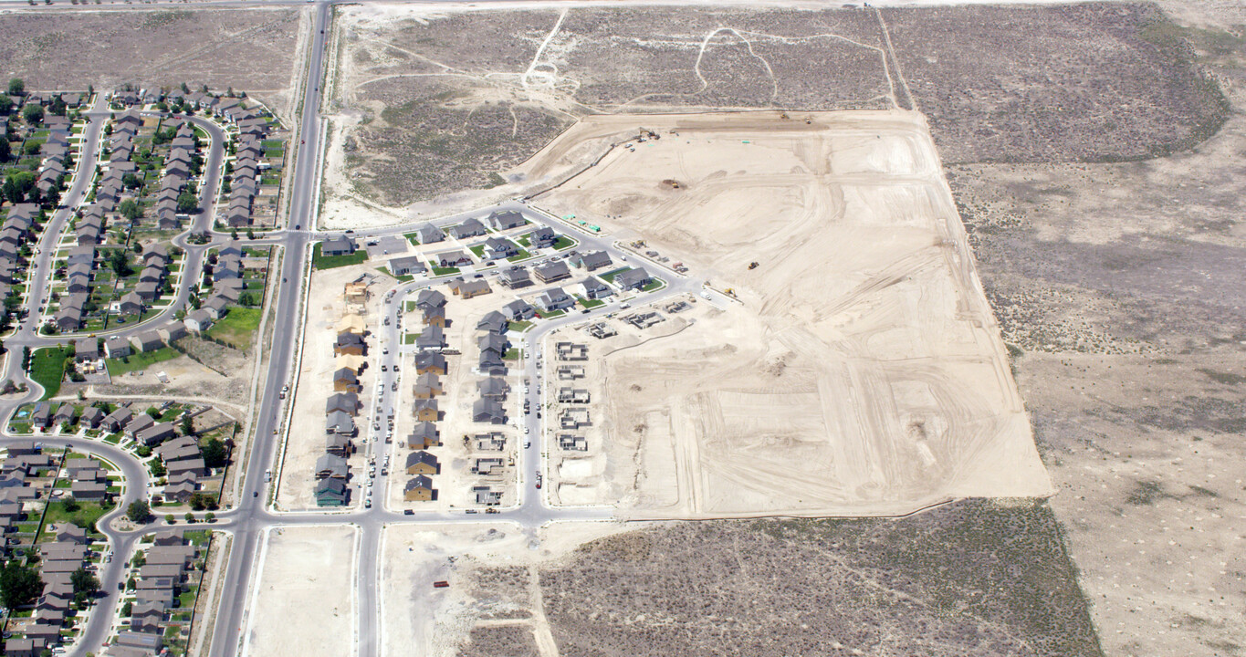 Sunset Flats in Eagle Mountain, UT - Building Photo