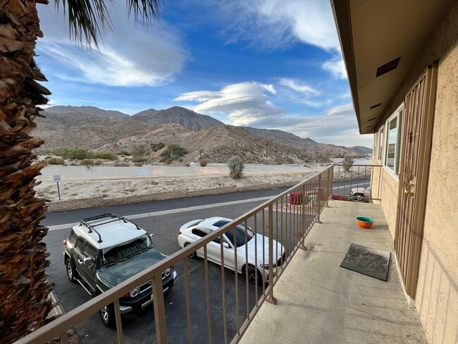 72615 Edgehill Dr, Unit 4