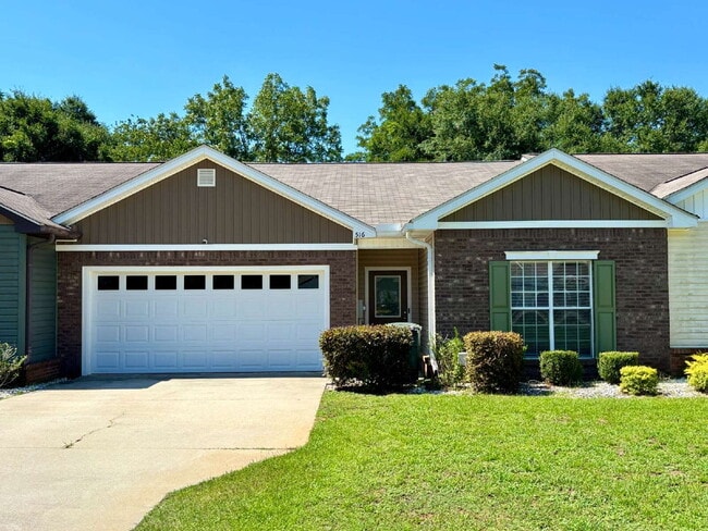 property at 516 Winthrope Ln