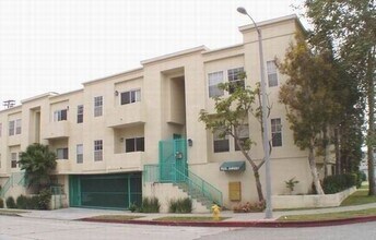 1505 Amherst Avenue, in Los Angeles, CA - Building Photo - Building Photo