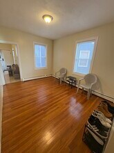 237 Tremont St, Unit 2 in Somerville, MA - Foto de edificio - Building Photo