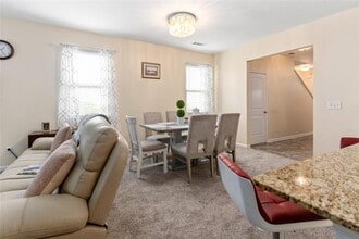 2896 S Hills in Riverdale, GA - Building Photo - Building Photo