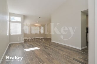 827 Centaur Ave in Las Vegas, NV - Building Photo - Building Photo