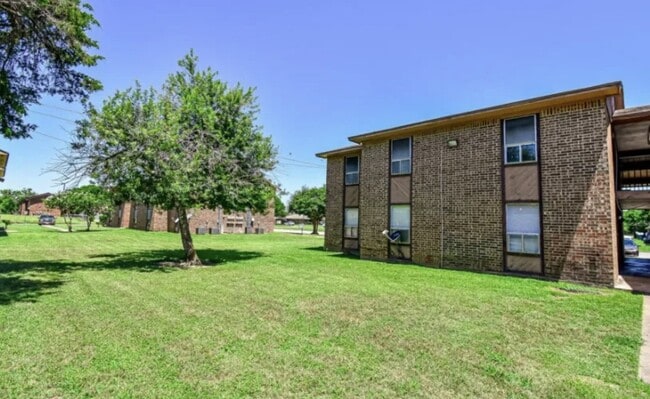 property at 2000 4th St