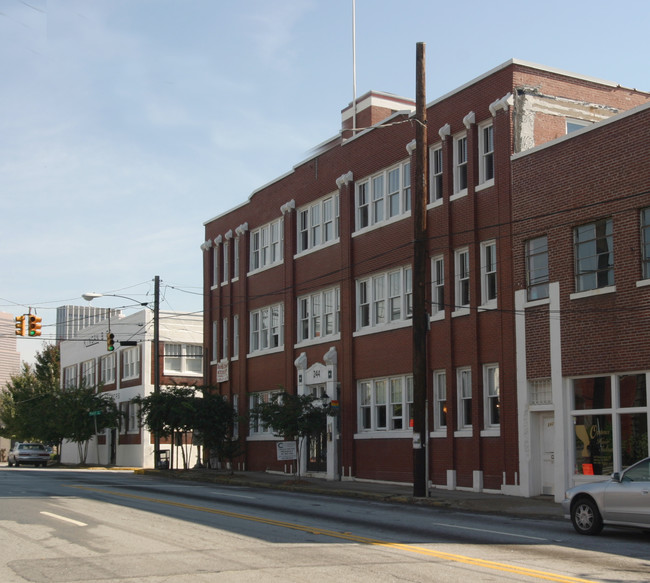 Swift & Co. Lofts in Atlanta, GA - Foto de edificio - Building Photo