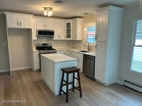 99 San Carlos St in Toms River, NJ - Building Photo - Building Photo