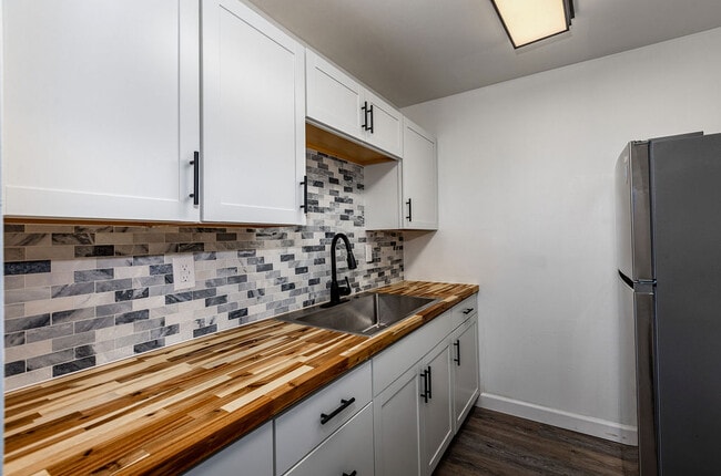 Residence at 249 in Xenia, OH - Building Photo - Building Photo