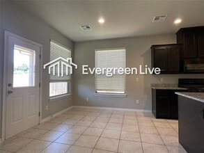 3605 Molly Dr in Yukon, OK - Building Photo - Building Photo