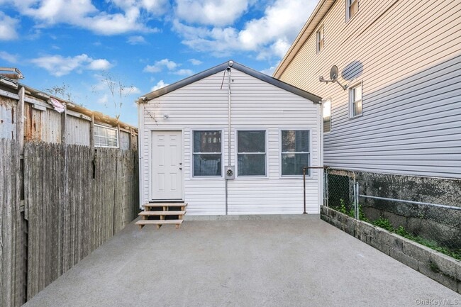 property at 224 Amber St