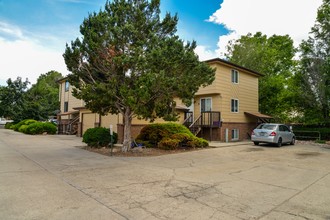 212 E Longs Peak Ave in Longmont, CO - Building Photo - Building Photo