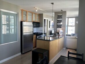 969 Richards St in Vancouver, BC - Building Photo - Building Photo