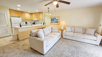 75-6002-6002 Ali‘i Dr in Kailua Kona, HI - Building Photo - Building Photo