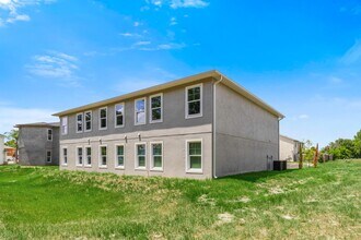 255 Taylor Ln in Kissimmee, FL - Building Photo - Building Photo