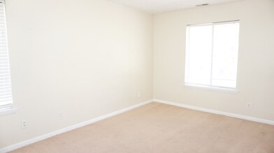 3374 Galleria Dr in Fayetteville, NC - Building Photo - Building Photo