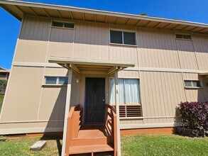 98-1376-1376 Nola St in Pearl City, HI - Building Photo - Building Photo