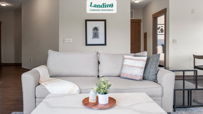 225 N Cedar St-Unit -421.1377 in Charlotte, NC - Building Photo - Building Photo