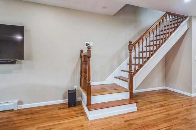 83-23 160th St in Queens, NY - Building Photo - Building Photo
