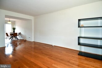 6410 Andrew Matthew Terrace in Springfield, VA - Building Photo - Building Photo