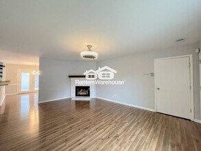 1760 Pathfinder Dr in Virginia Beach, VA - Building Photo - Building Photo