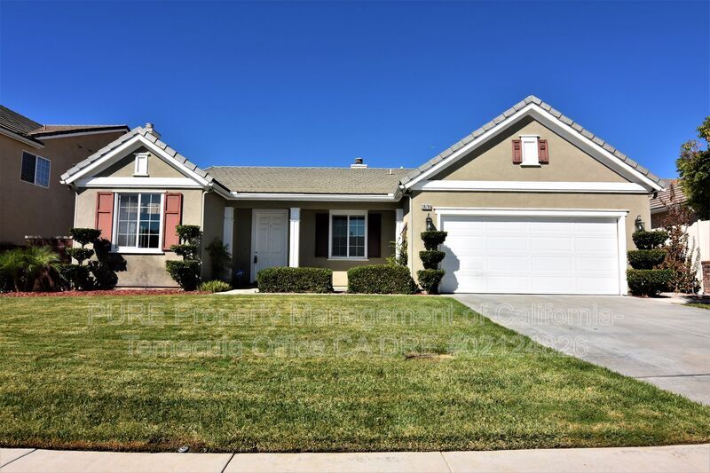 39781 Payton Ct in Murrieta, CA - Building Photo