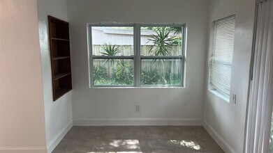 1140 SW 30th St in Fort Lauderdale, FL - Building Photo - Building Photo