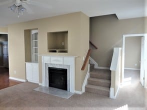 276 Stansbury Ln in Clayton, NC - Foto de edificio - Building Photo