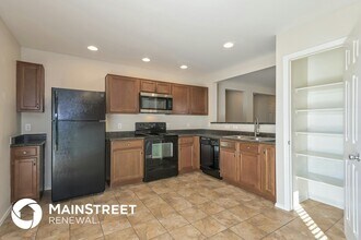 5152 E Desert Straw Ln in Tucson, AZ - Building Photo - Building Photo