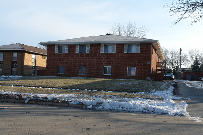 113 NW College Ave in Ankeny, IA - Building Photo - Building Photo