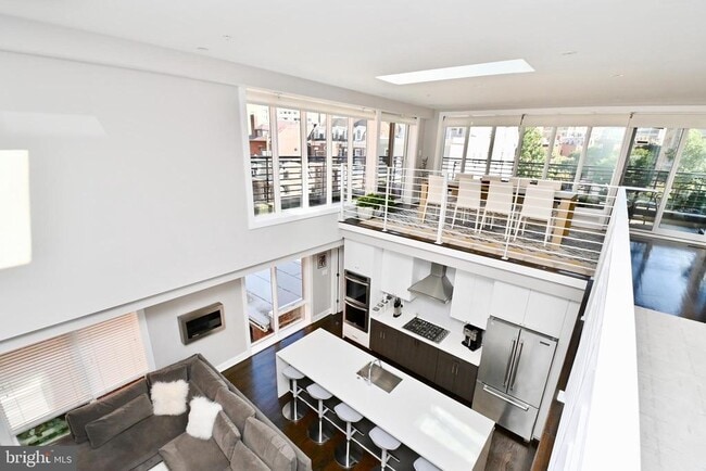 2012 Kalorama Rd NW in Washington, DC - Building Photo - Building Photo